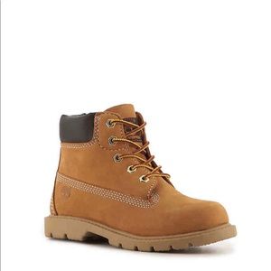 Timberland wheat Classic 6” boots toddler size 6
